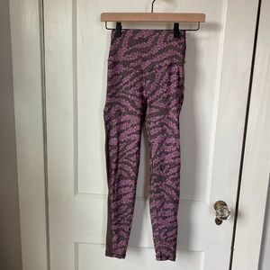 AERIE OFFLINE - Real Me 7/8 Leggings - Brown/purple cheetah - SIZE S